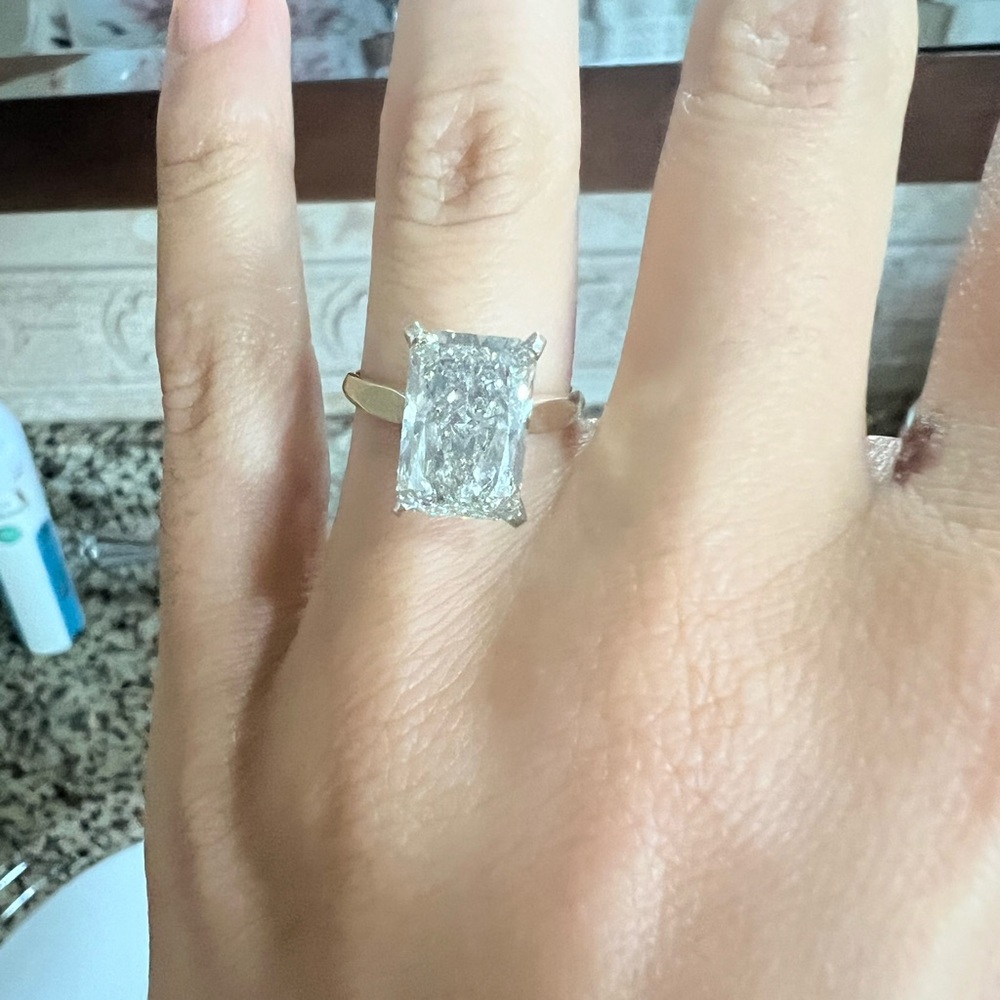 4ct lab diamond ring 18k gold